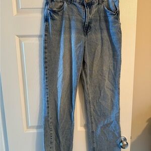 Kensie Women's Gray Straight Leg Jeans